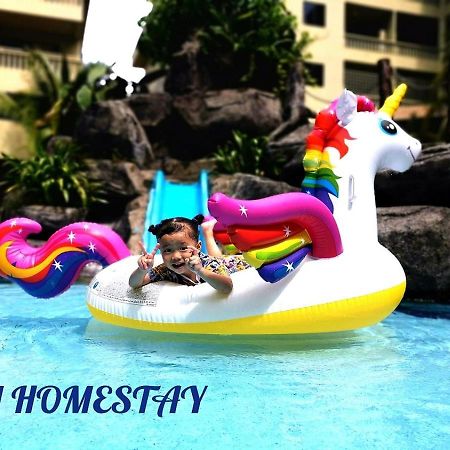 Em Homestay Pekan Pangkor Екстер'єр фото