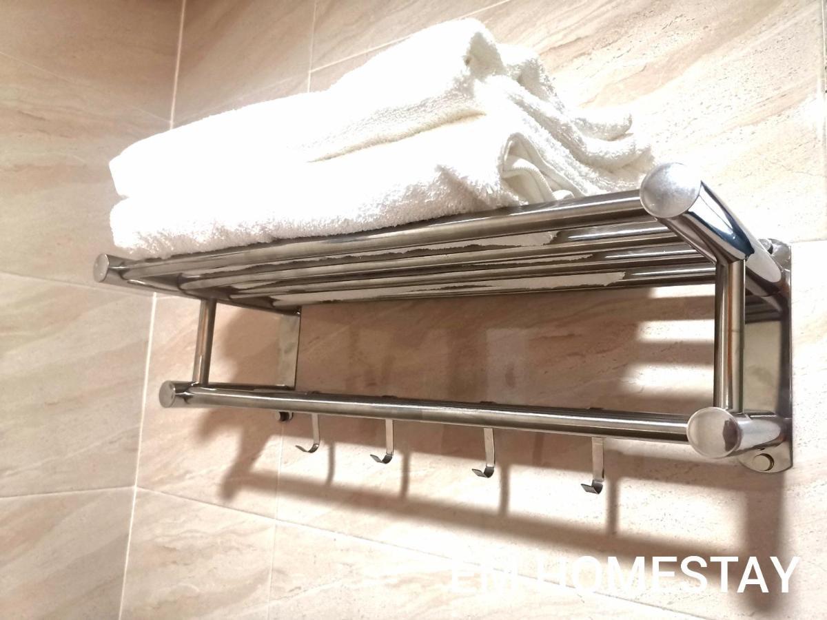 Em Homestay Pekan Pangkor Екстер'єр фото