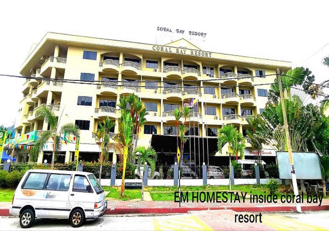 Em Homestay Pekan Pangkor Екстер'єр фото
